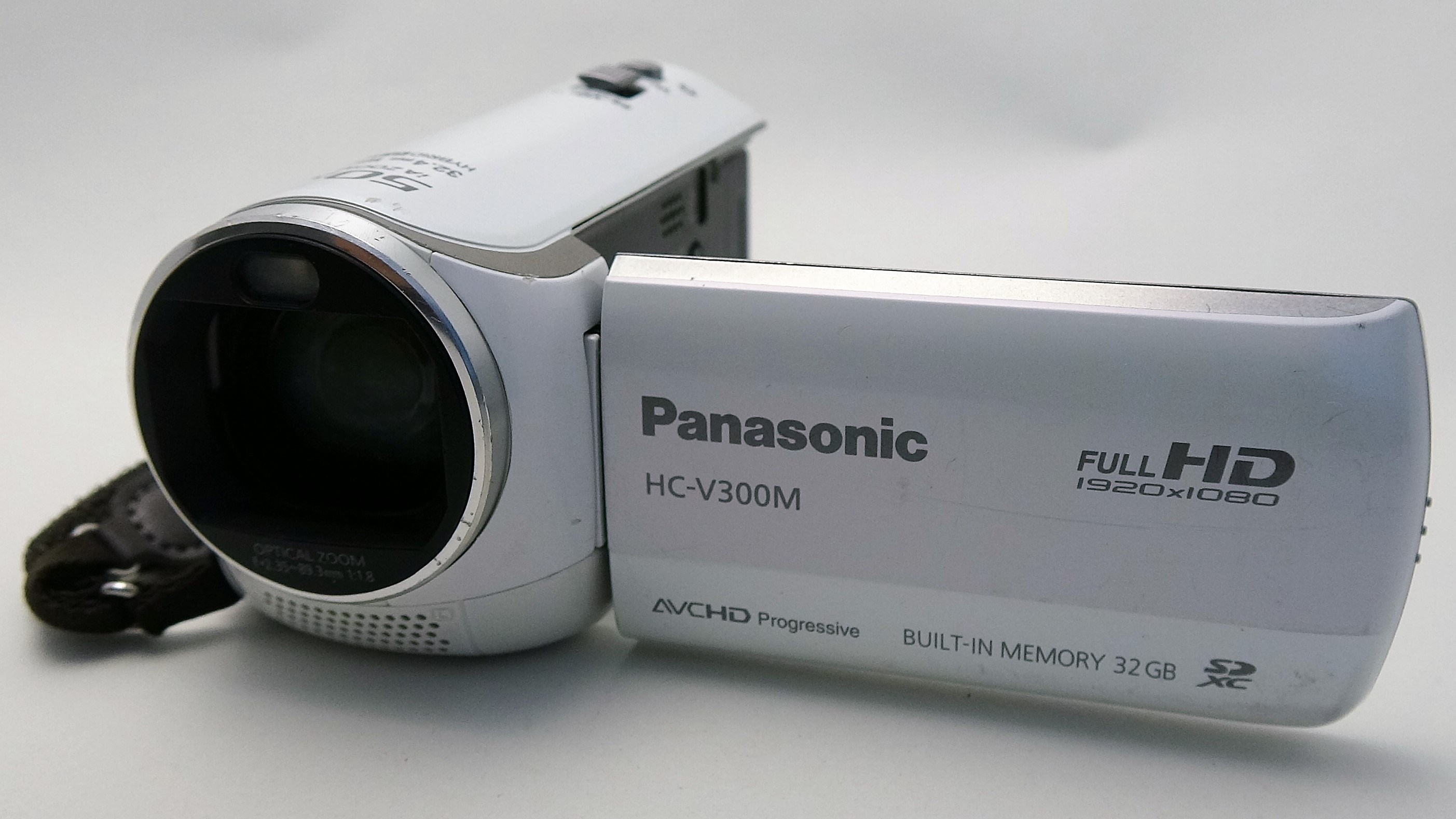 HC-V300M-Panasonic フォーマットにより全てのデータが消えた